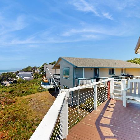 Villa A Whale Of A View! Depoe Bay Exterior foto